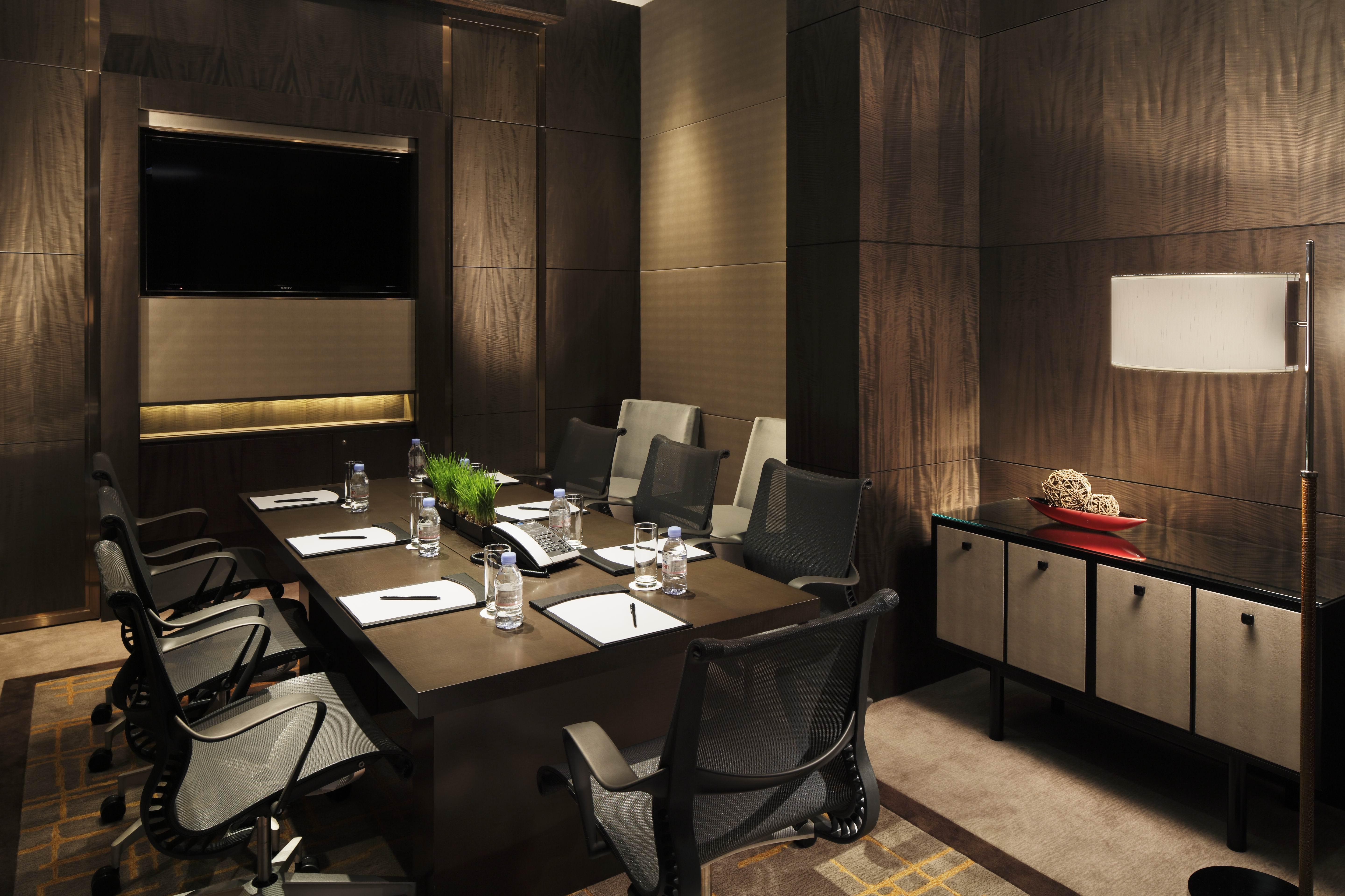 Hotel Royal Plaza 5*
