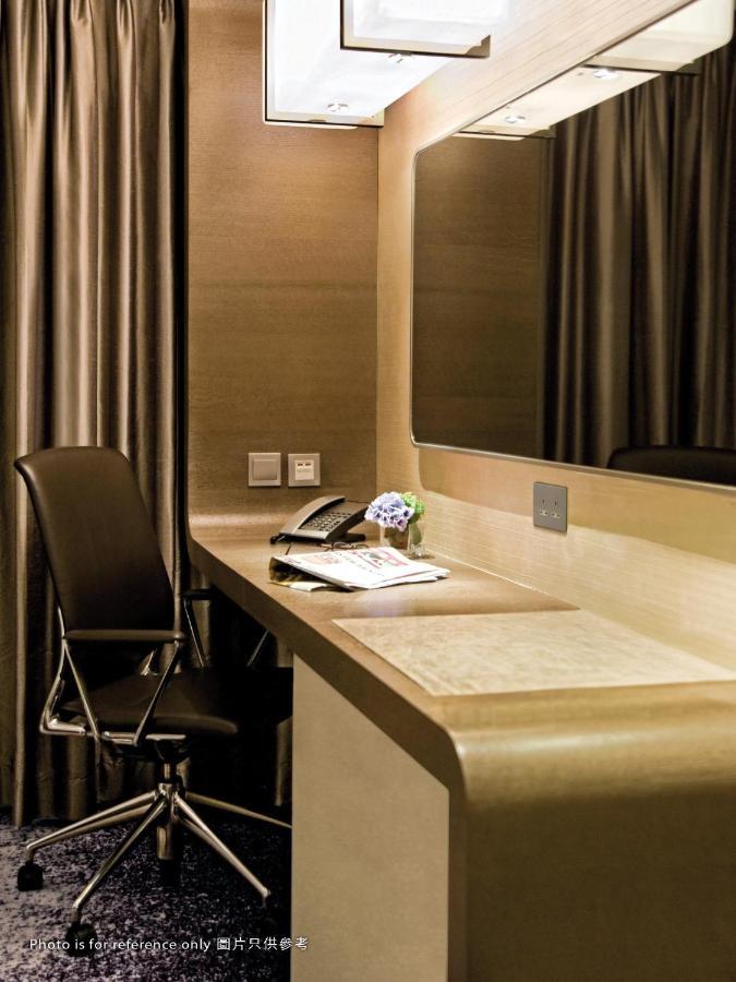 Royal Plaza Hotel 5*
