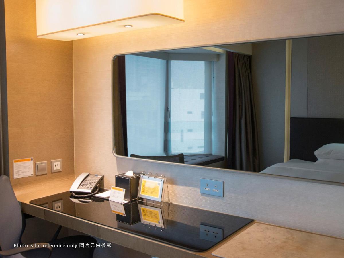 Royal Plaza Hotel 5*